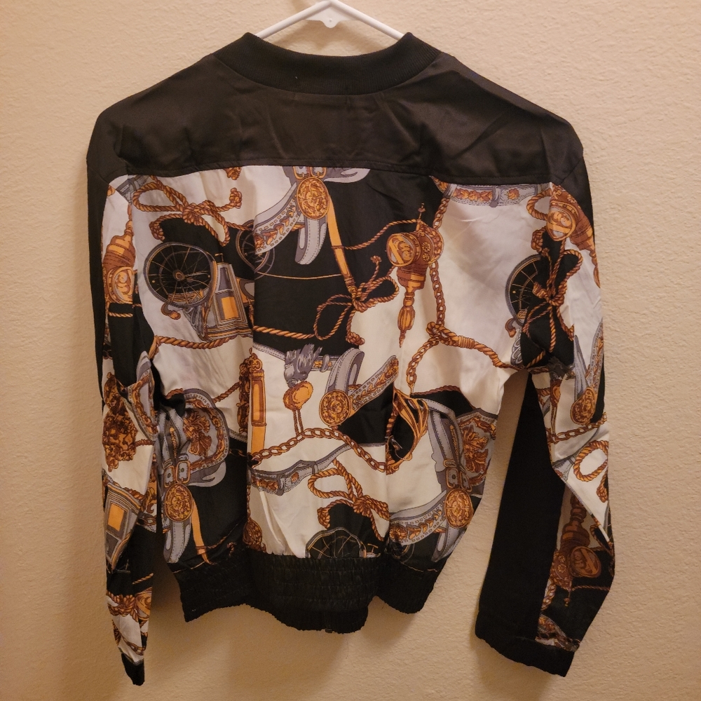 Lightweight jacket - Picture 2 of 2